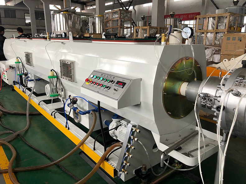 PVC110-315-400給水管擠出機生産(chǎn)線 PVC樹脂粉末管材制管機設備(bèi)